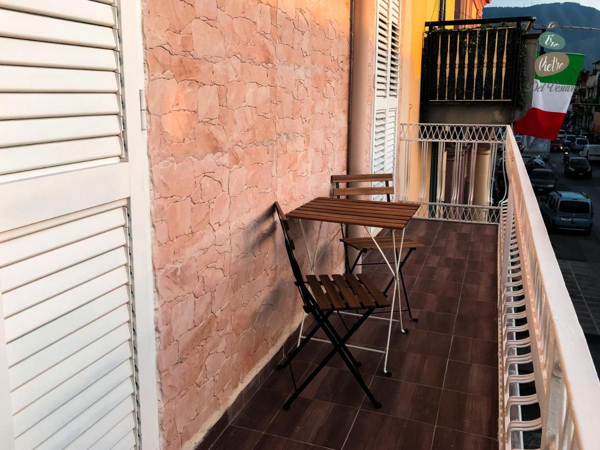 Le Tre Pietre Del Vesuvio Apartment *